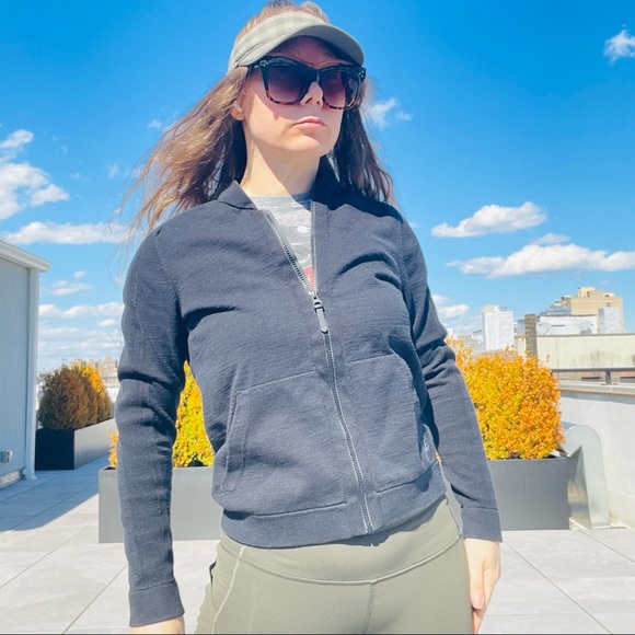 Nike Breathable Gender Neutral Zip Up Front Air Flow Jacket - Picture 9 of 15